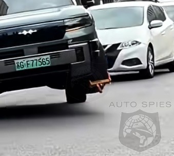 WATCH Chinese Police Boot A SUV Only For It To Lift A Wheel And Drive Off